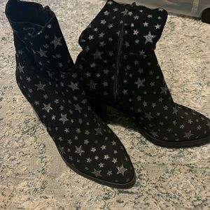 Steve Madden Reward Star Print Bootie